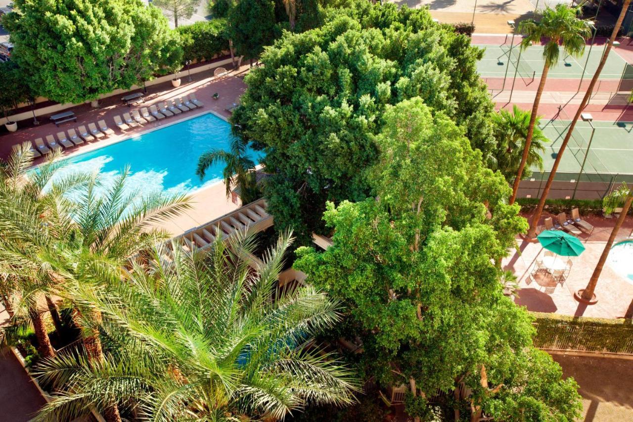 Sheraton Crescent Hotel Феникс Экстерьер фото
