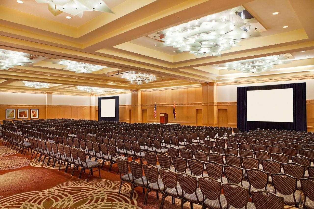 Sheraton Crescent Hotel Феникс Экстерьер фото